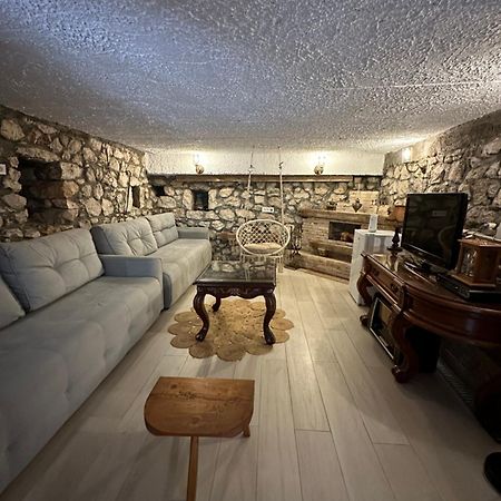 Apartment Konoba Ulicevic Vranjina Ngoại thất bức ảnh